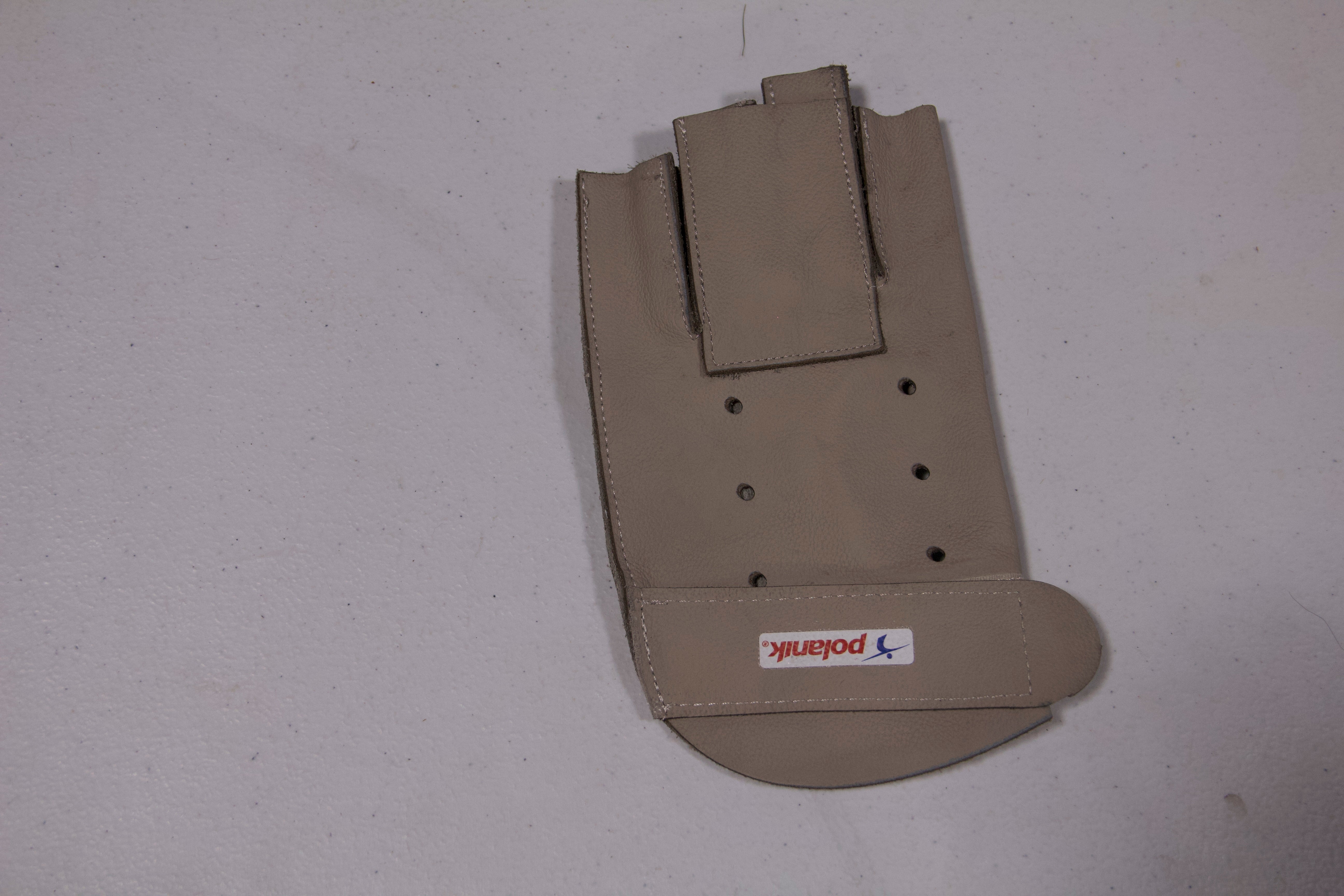 Polanik Throwing Glove Left Hand Small - Open Package
