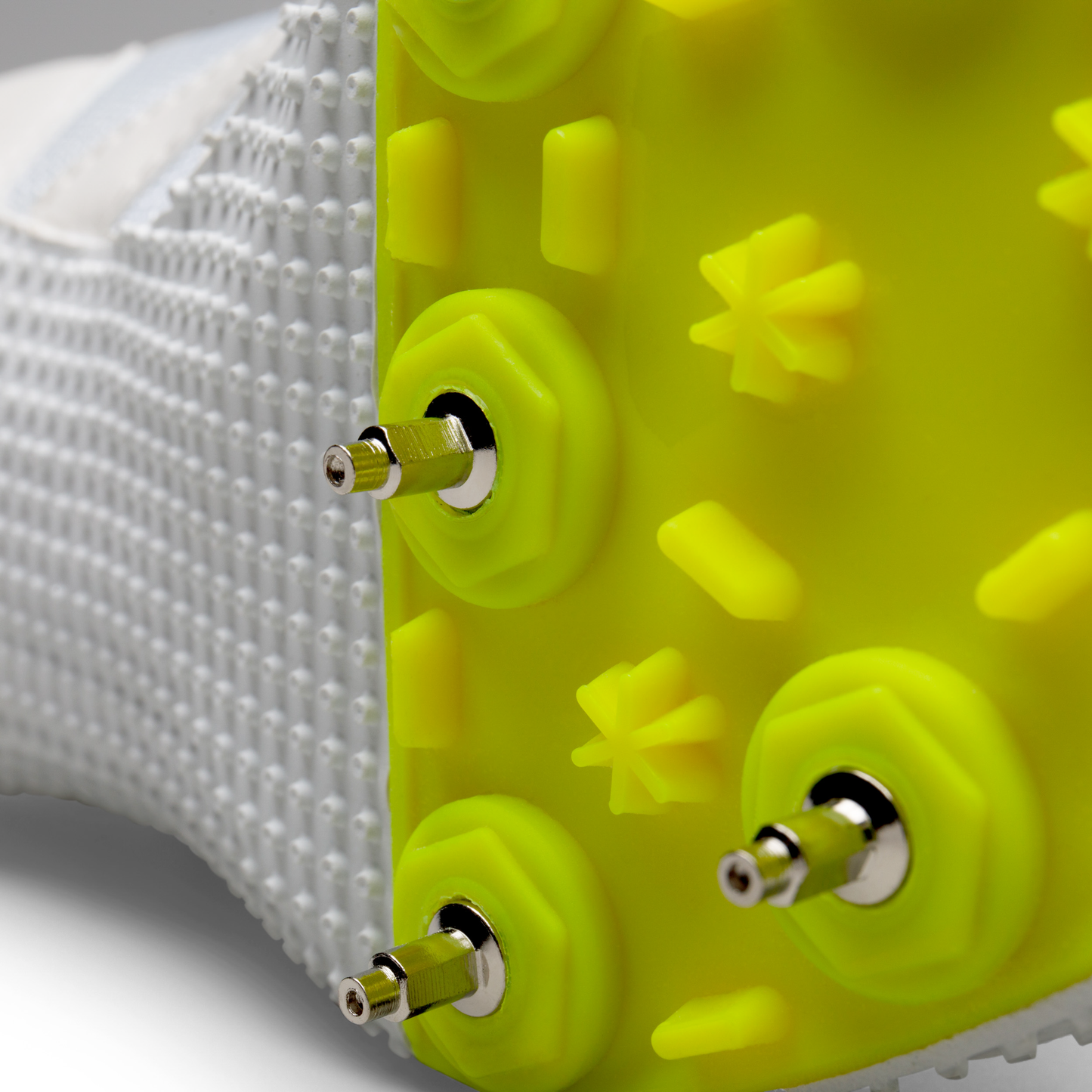 Polanik Javelin Shoes - White & Green